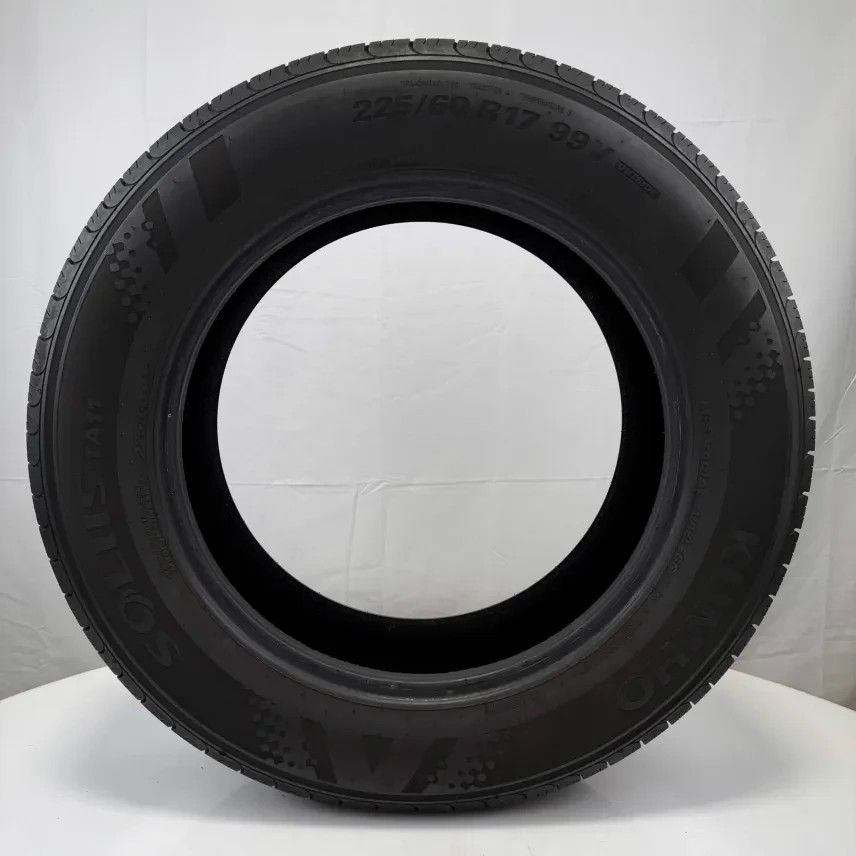 Used 225/60R17 Kumho Solus TA11 99V 9.5/32 (DOT 24)