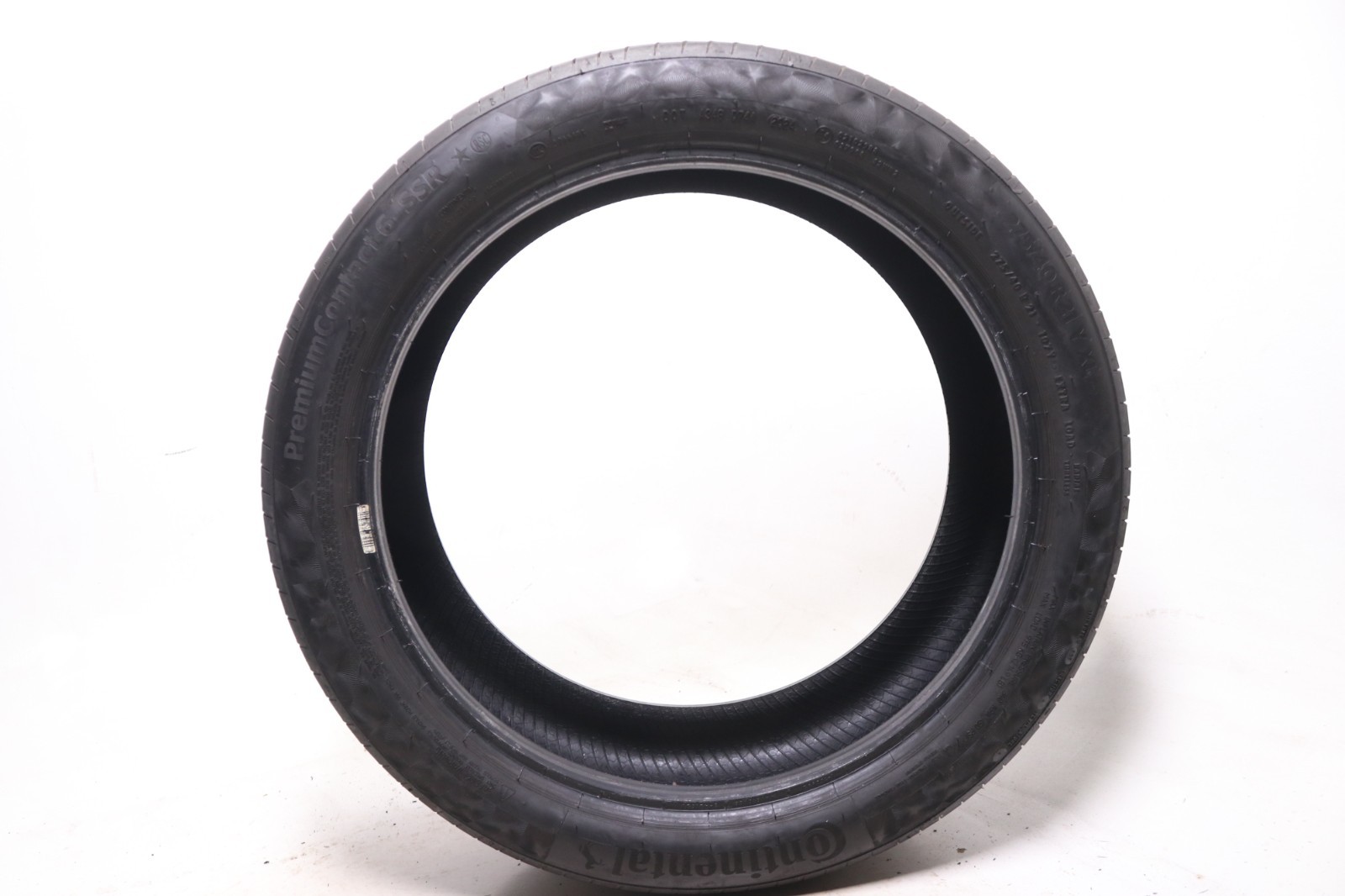 Set of 2 Used 275/40R21 Continental PremiumContact 6 SSR – 107Y – 6.5-7/32