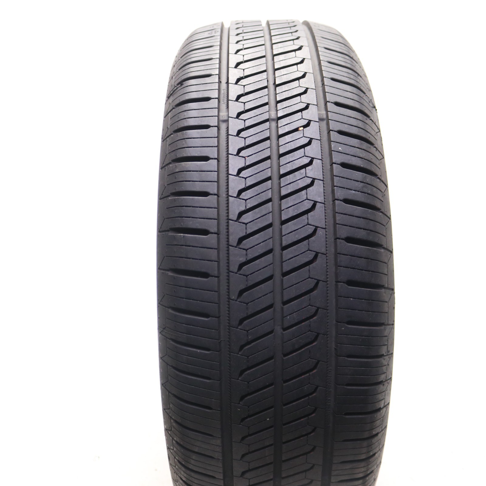 Set of 4 Used 235/65R17 Continental ControlContact Tour M A/S EV 104H – 9-10/32