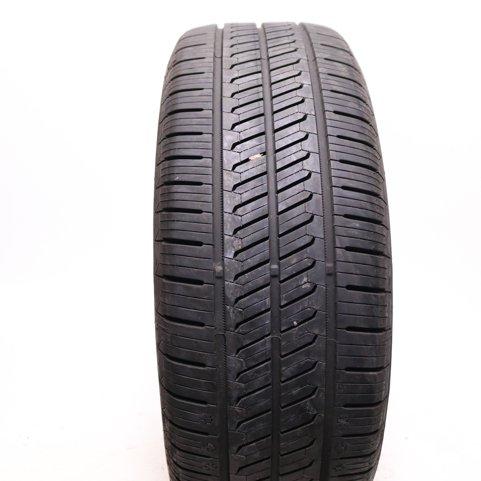 Set of 2 Used 235/60R18 Continental ControlContact Tour M A/S EV 103H – 9-10/32