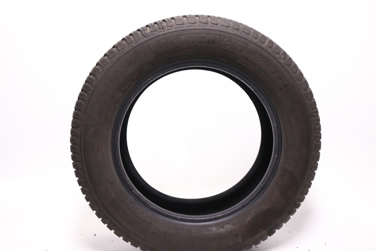Set of 4 Used 225/65R17 Michelin CrossClimate 2 – 102H – 9-10/32
