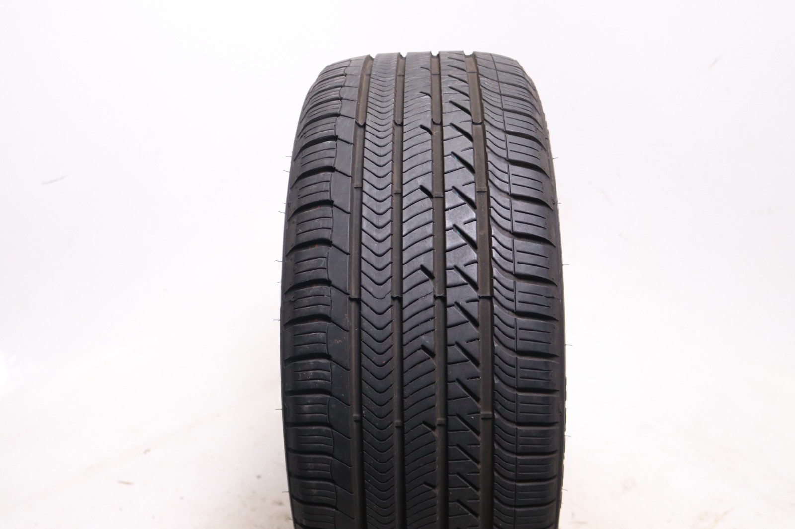 Set of 4 Used 225/40R18 Goodyear Eagle Sport AO – 92H – 9-10/32