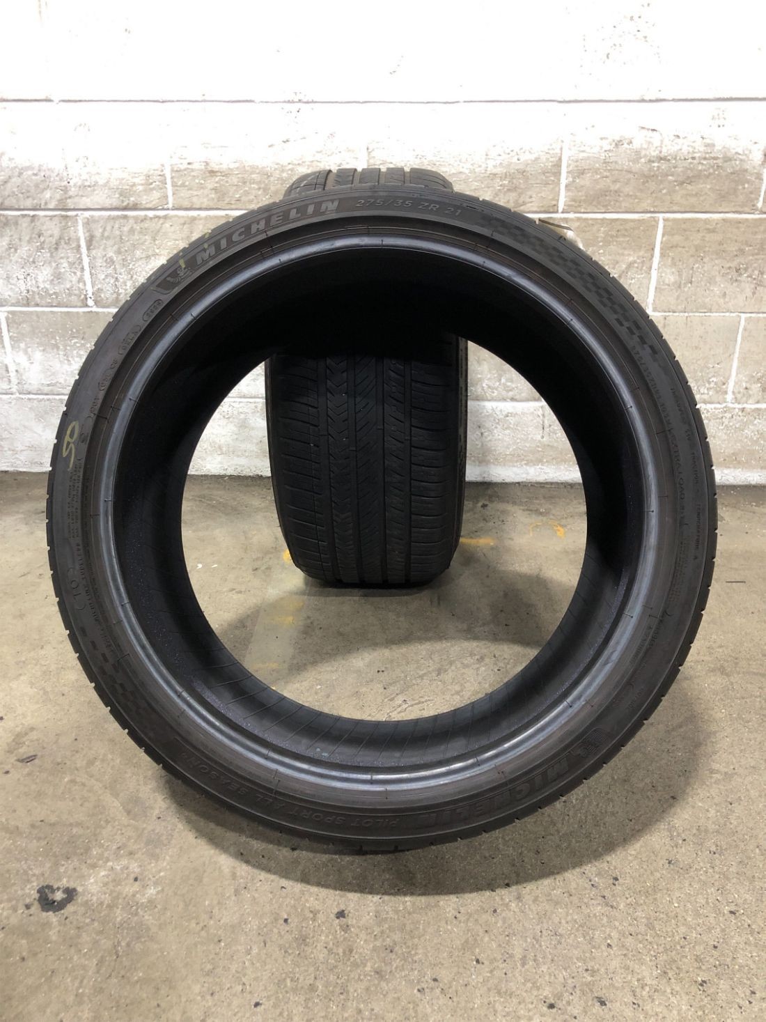 2x P275/35R21 Michelin Pilot Sport A/S 4 TO 8/32 103 W Used Tires 2753521