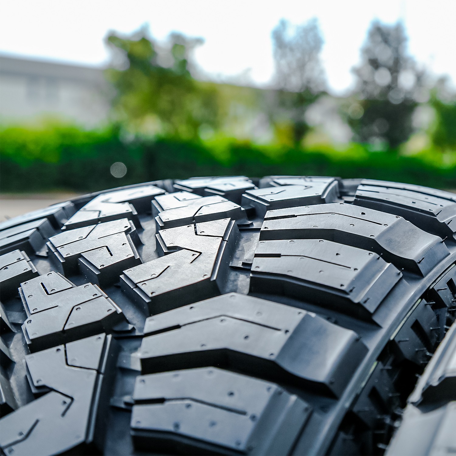 4 Tires LT 305/55R20 Load F 12 Ply Arisun Aresta R/T ZG07 RT Rugged Terrain