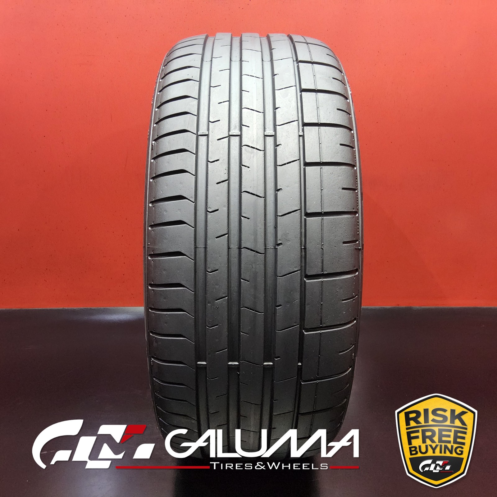 1 Tire LikeNEW Pirelli P-Zero (PZ4) (N1) 235/35ZR20 235/35/20 2353520 88Y #95580