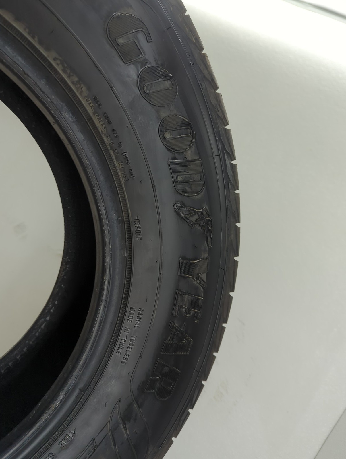 Used Tire 225/70R16 GOODYEAR ASSURANCE WEATHERREADY 103T – Tread Depth 9.5/32