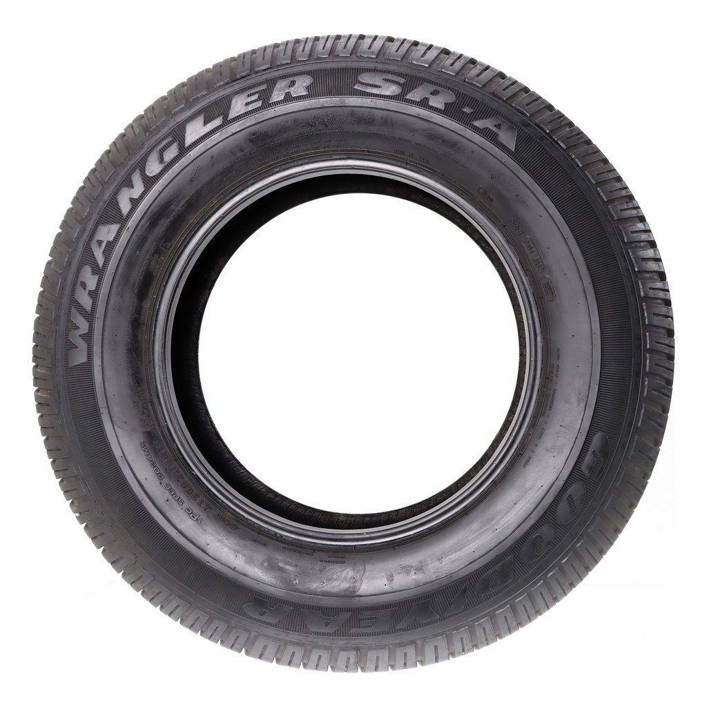 Used LT 265/70R18 Goodyear Wrangler SR-A 124/121S – 13/32