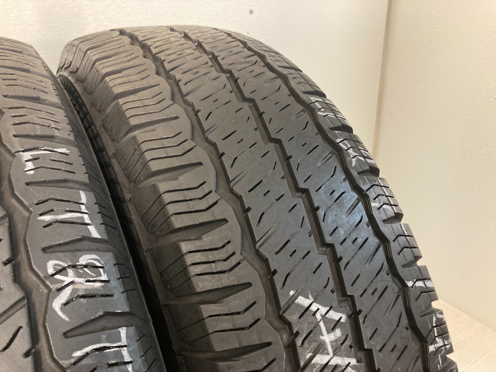 NO SHIPPING ONLY LOCAL PICK UP 2 Tires 195 75 16 Continental VanContact A/S