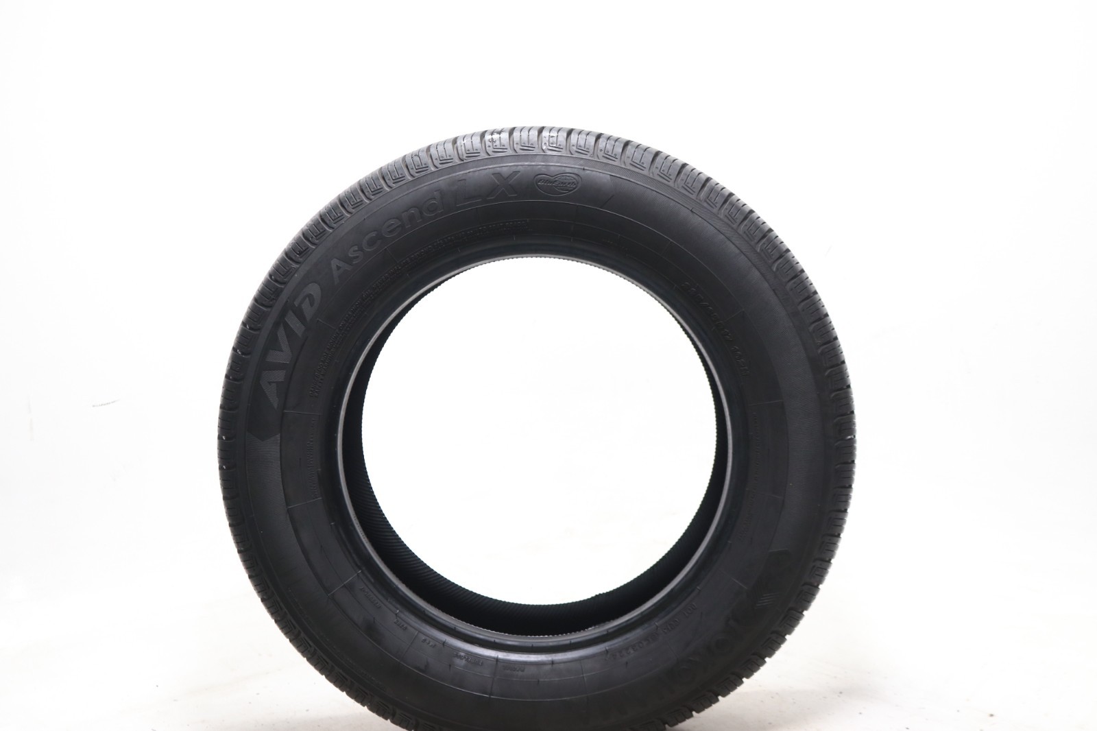 Used 225/65R17 Yokohama Avid Ascend LX – 102H – 11/32