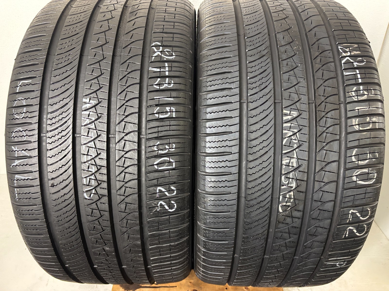 NO SHIPPING ONLY LOCAL PICK PICK UP 2 Tires 315 30 22 Pirelli P Zero All Season