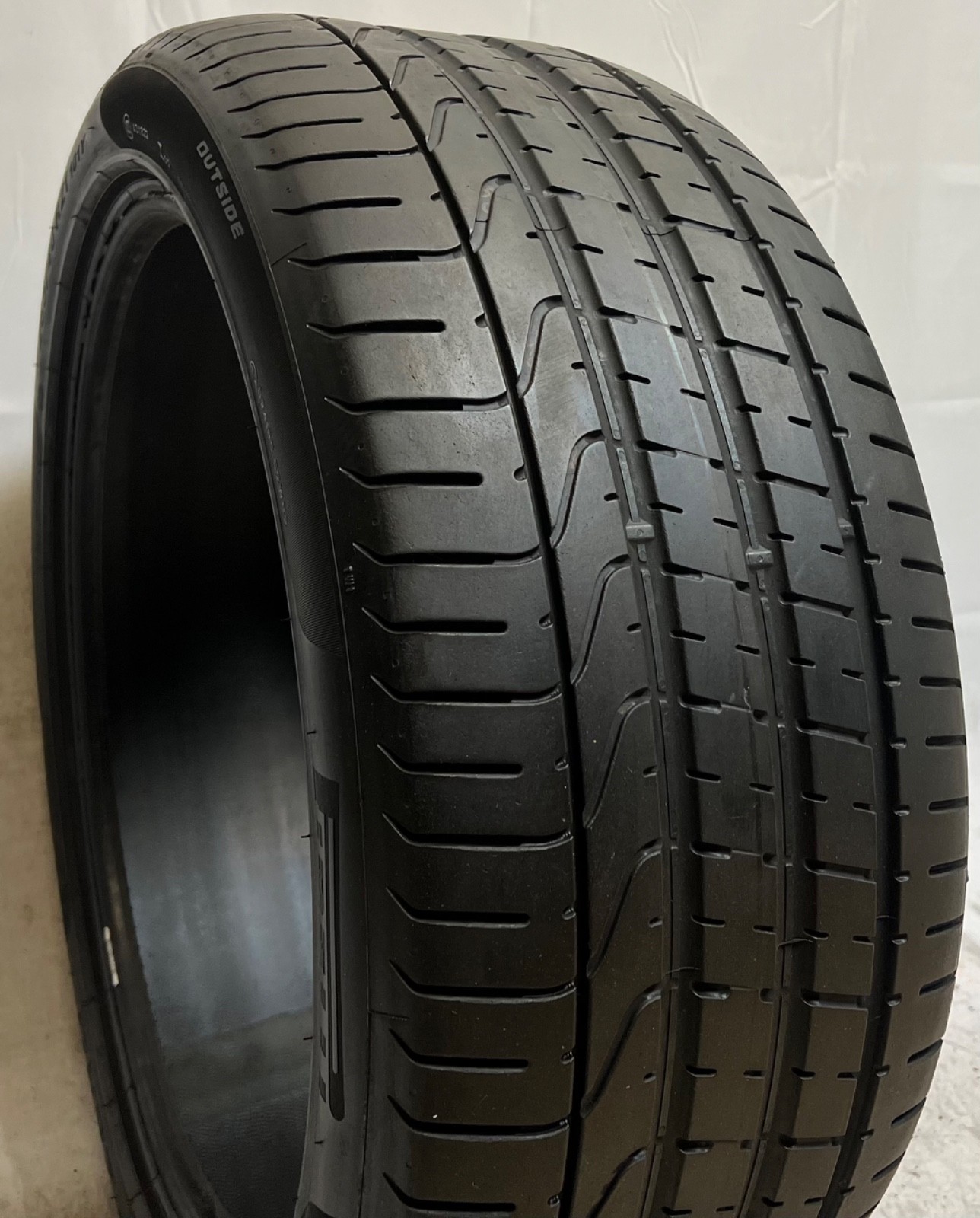 1 – NO REPAIRS 265/40R21 SL (101Y) Pirelli P Zero (N0) Porsche OEM – 12077