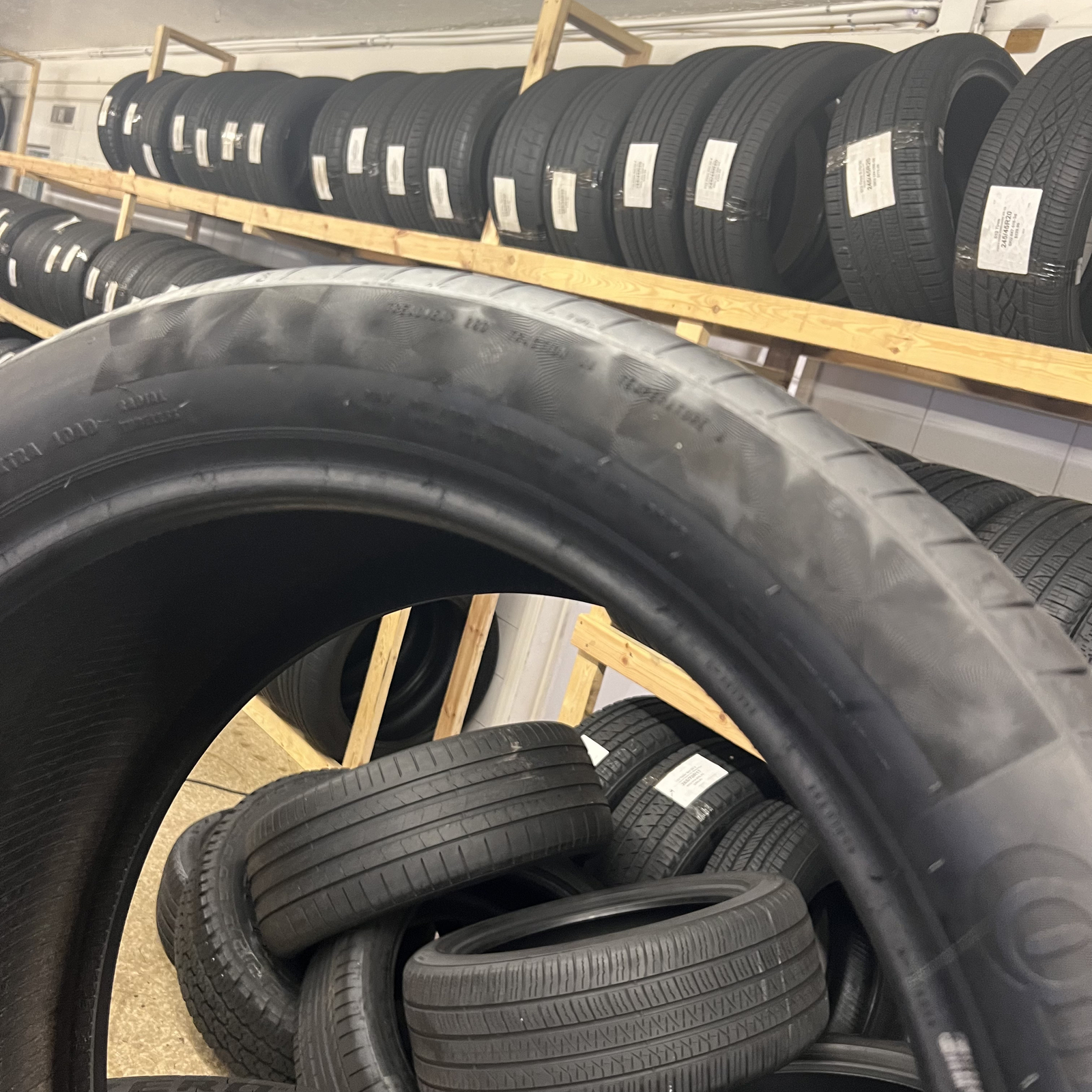 Set Of 2 Tires LikeNEW Continental PremiumContact 6 SSR 315/35R21 111Y NO Patch
