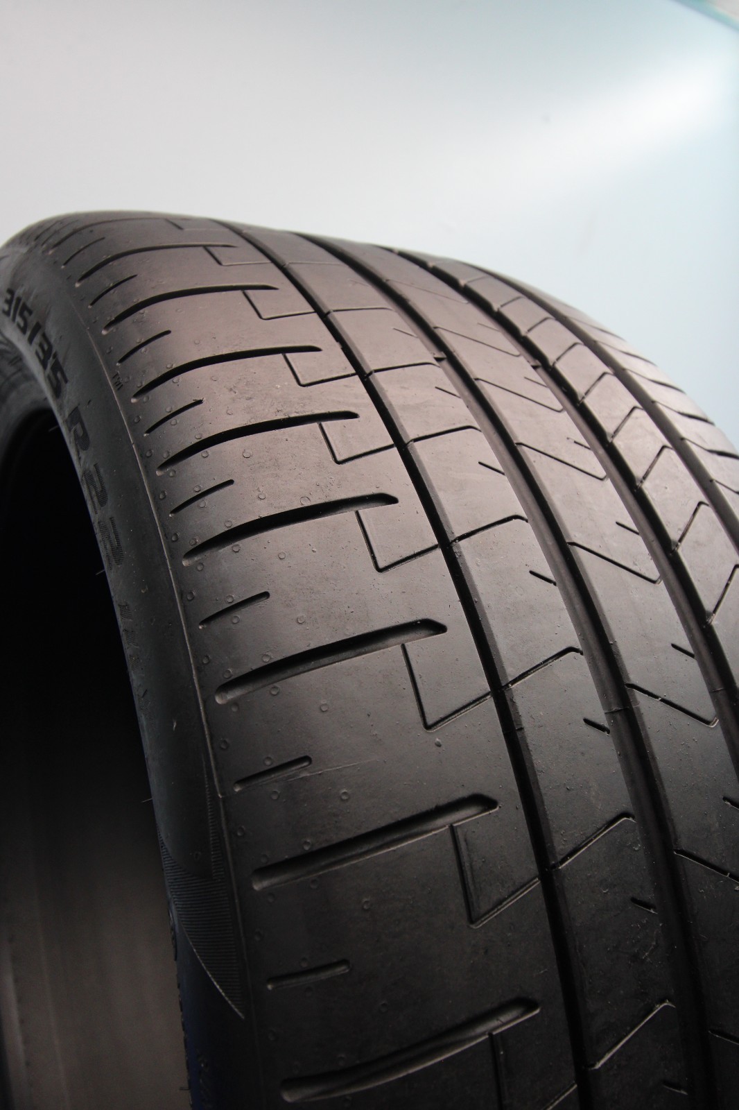 1 Used (LIKE NEW) Pirelli Pzero ★ RFT PZ4 KS 315/35R22 315/35/22 3153522 111Y