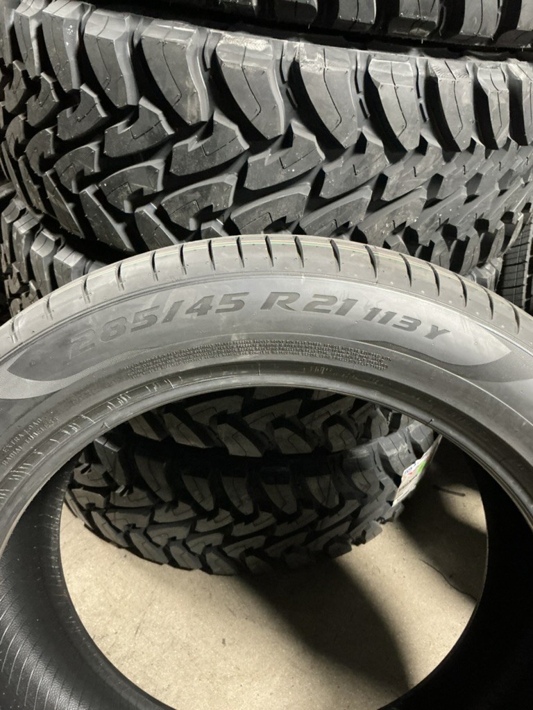 2 New 285 45 21 Pirelli P Zero PZ4 Run Flat Summer Tires