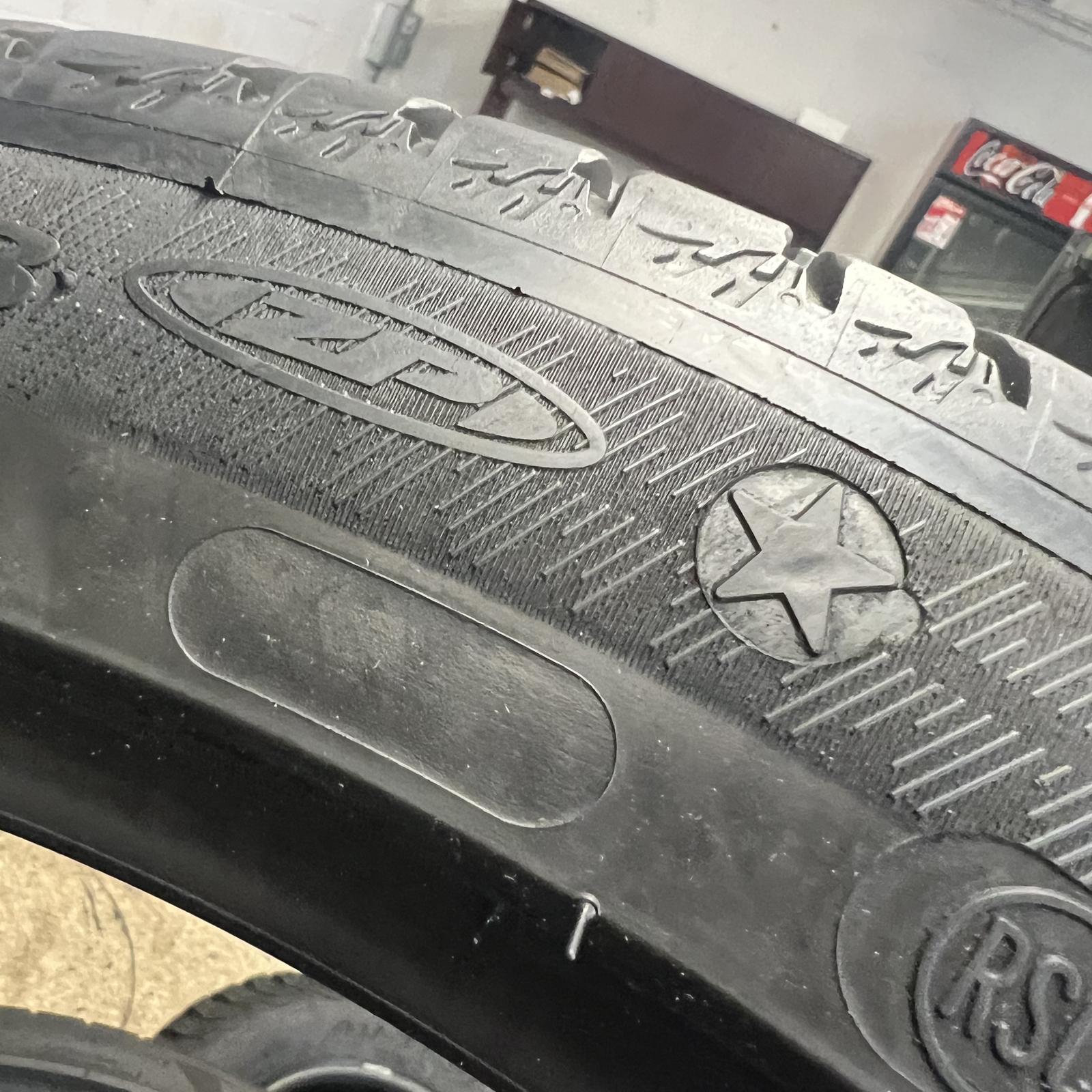 1 TIRE LikeNew Michelin Latitude Sport 3 ZP RunFlat BMW 275/40/20 275/40R20 106W