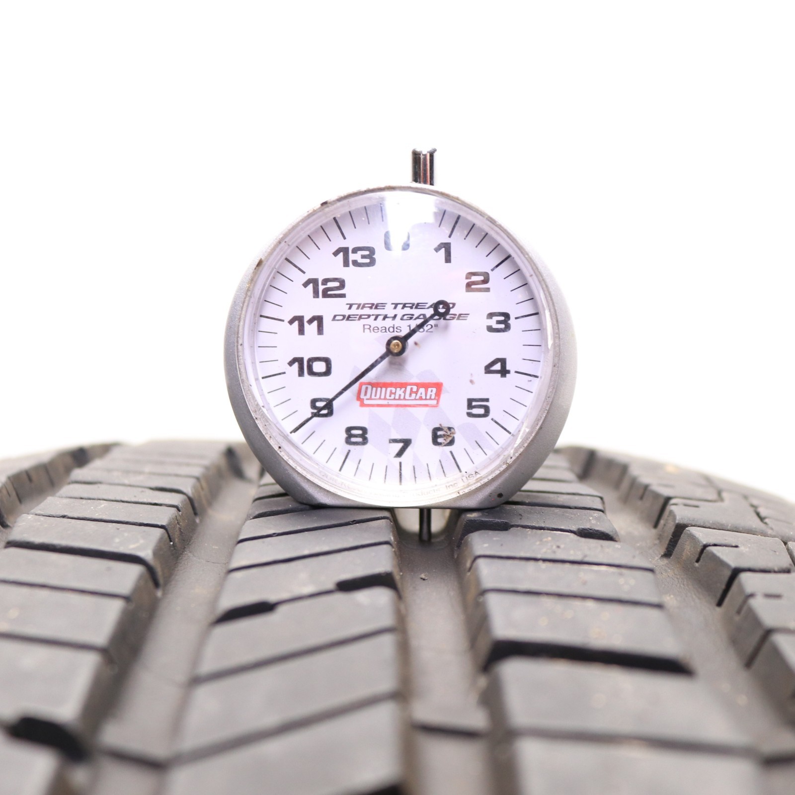 Set of 2 Used 235/65R17 Goodyear Reliant All-Season – 104V – 9-10/32