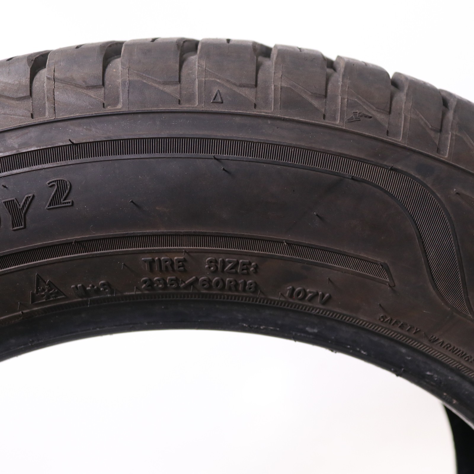 Set of 2 Used 235/60R18 Goodyear Assurance WeatherReady 2 – 107V – 8.5-9.5/32