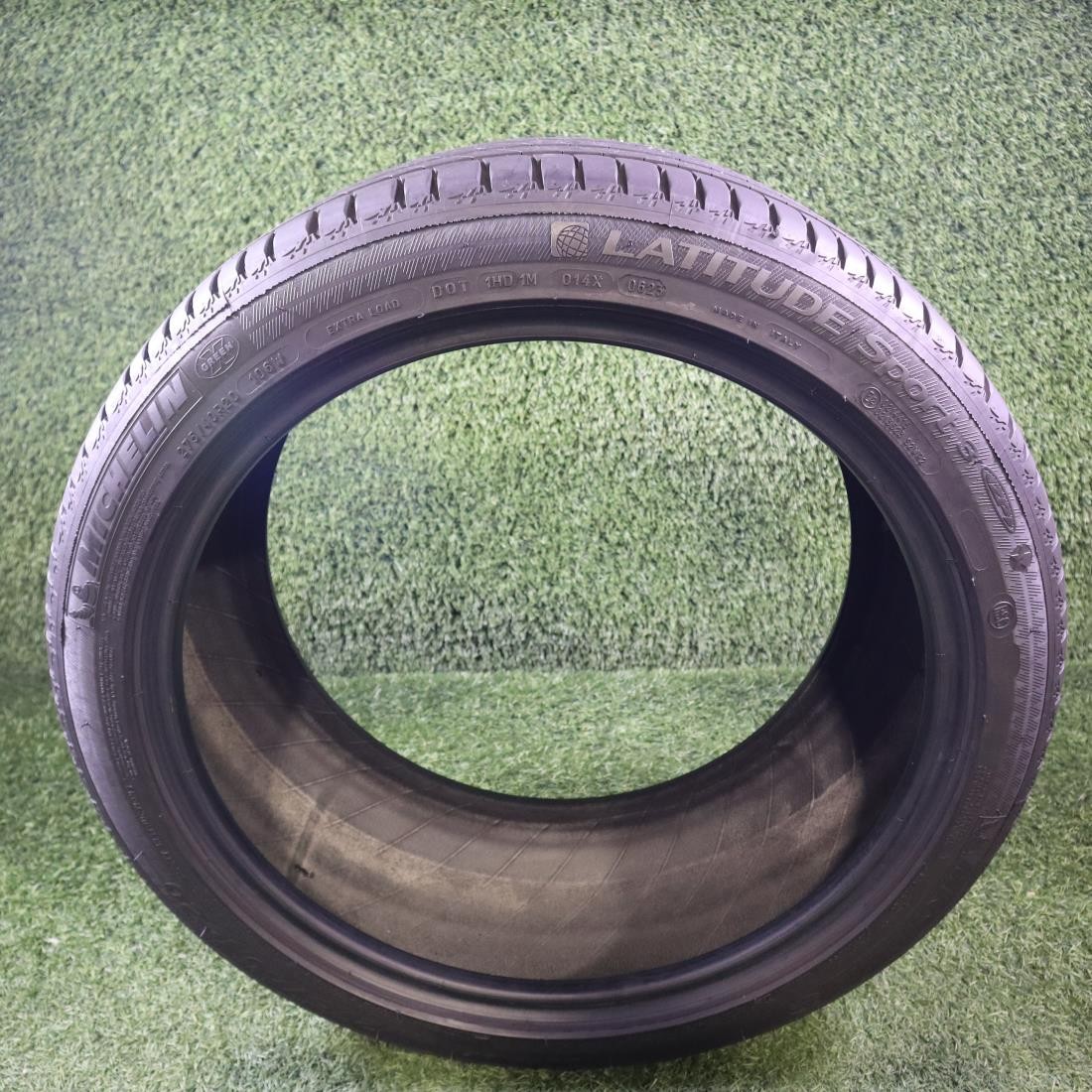 PAIR 275 40 20 Michelin Latitude Sport 3 Run Flat 75% Tread 6/32 106W #27169