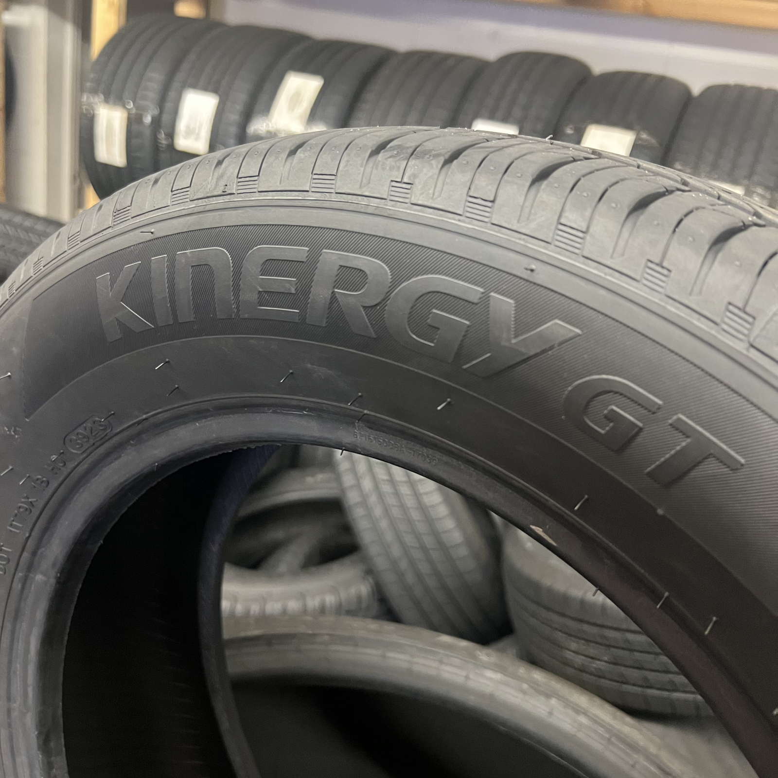 Set Of 2 Tires Likenew Hankook Kinergy GT 205/60R16 92H DOT.3923 9/32 NO Patch