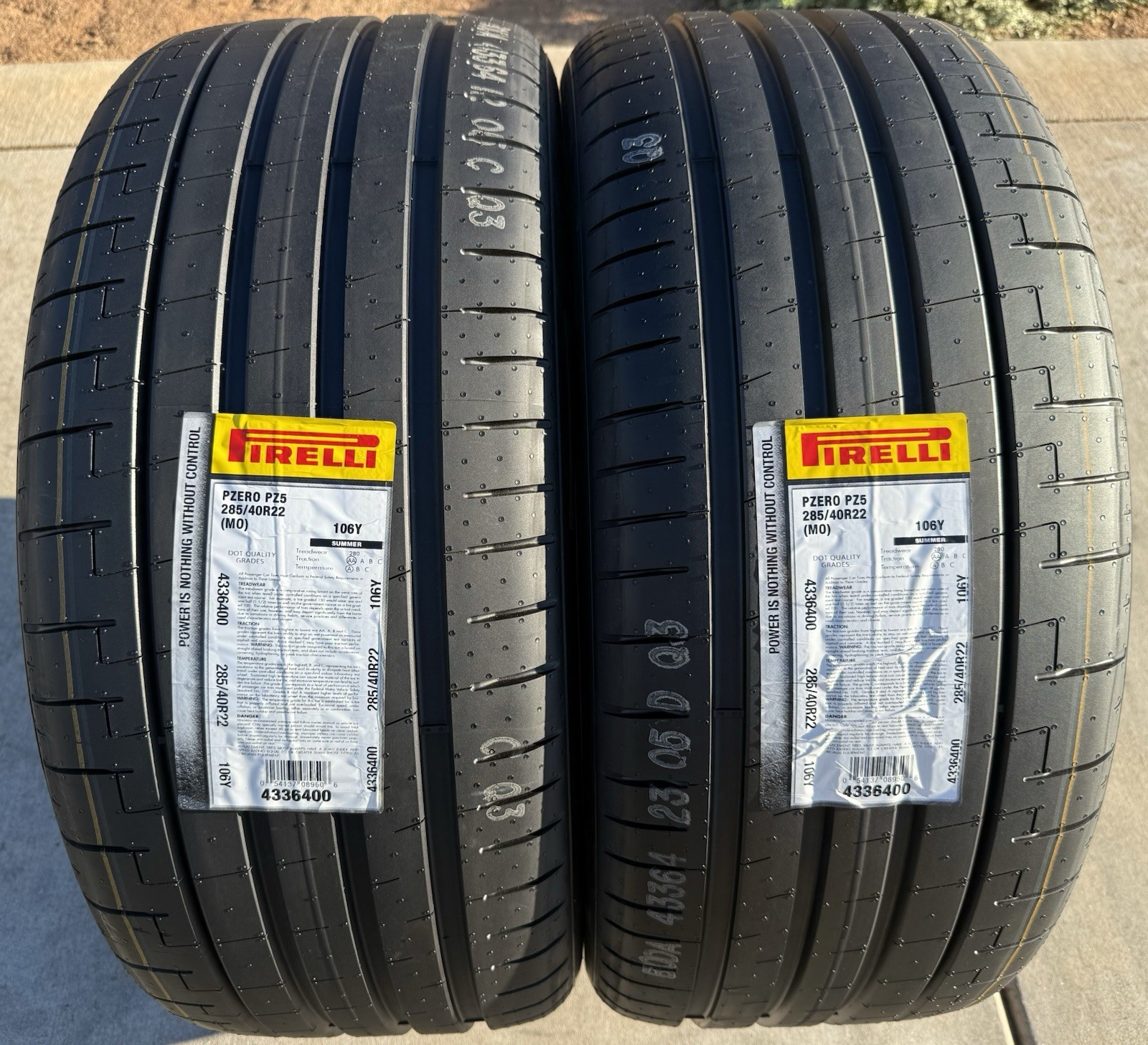 TWO BRAND NEW 285/40R22 Pirelli P Zero PZ5 MO Mercedes-Benz Tires 2854022