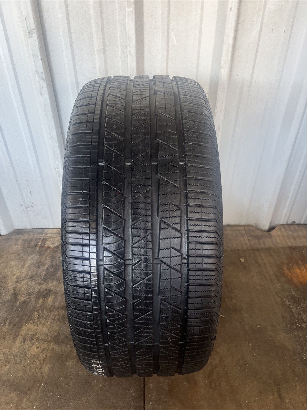 Used Continental CrossContact LX Sport 285/45R21 9/32”
