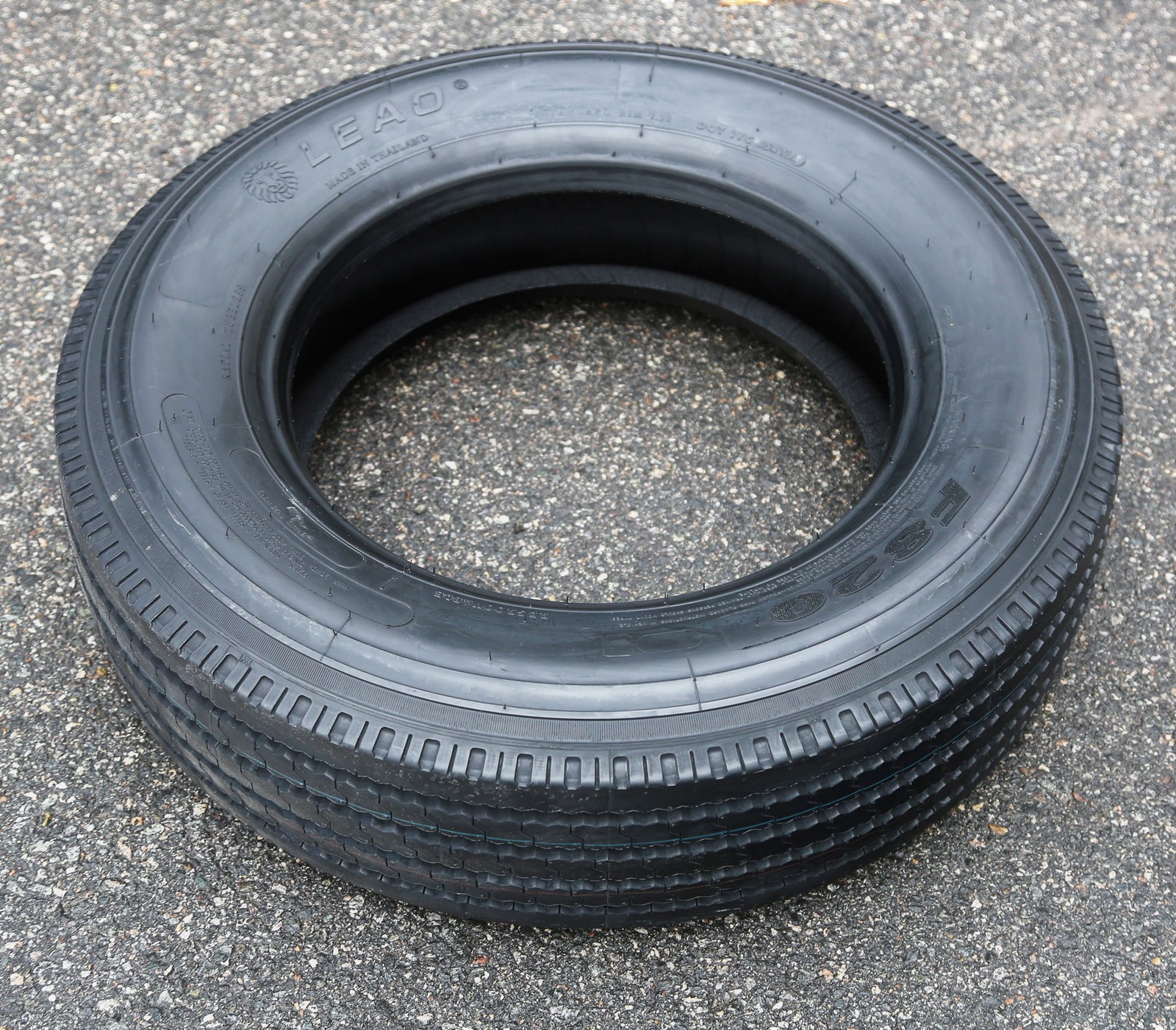 Leao F820 255/70R22.5 140/137M H 16 Ply (DC) All Position Commercial Tire