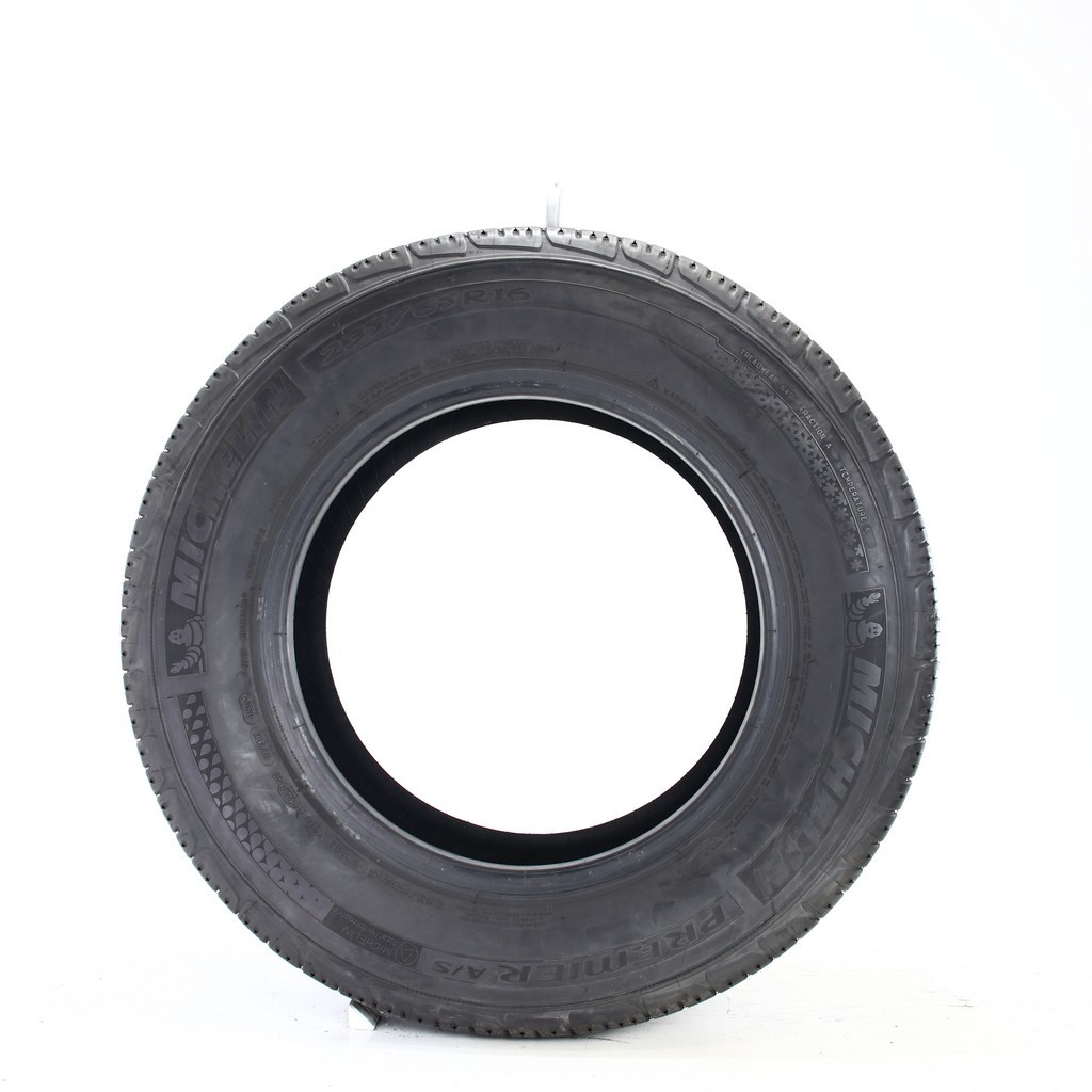Set of (4) Used 235/65R16 Michelin Premier A/S 103H – 7-7.5/32