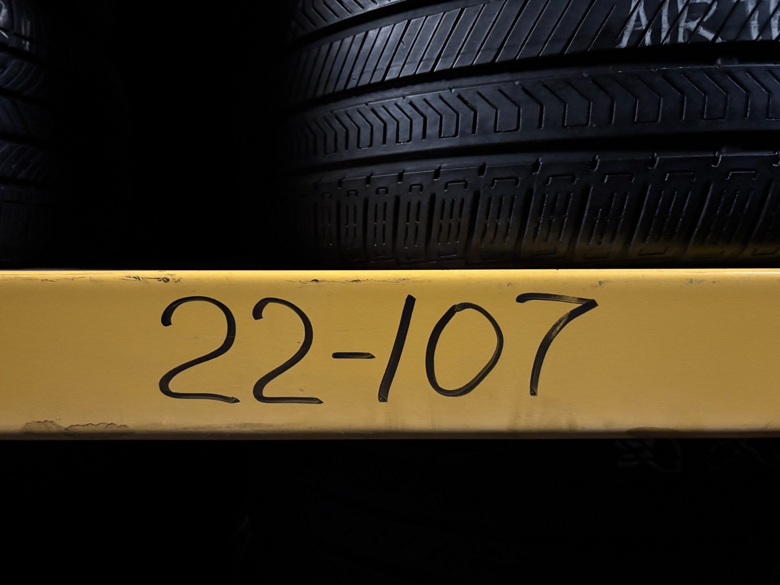 NO SHIPPING ONLY LOCAL PICK UP 2 Tires 285 40 21 Continental Pro Contact TX N0