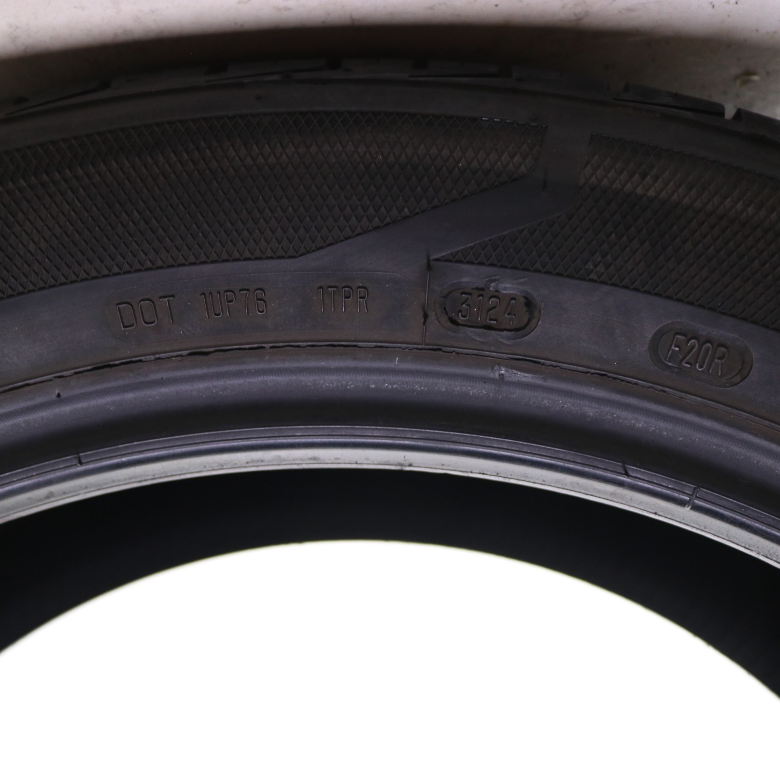 Used 245/50R20 Cooper Discoverer EnduraMax – 102V – 7.5/32