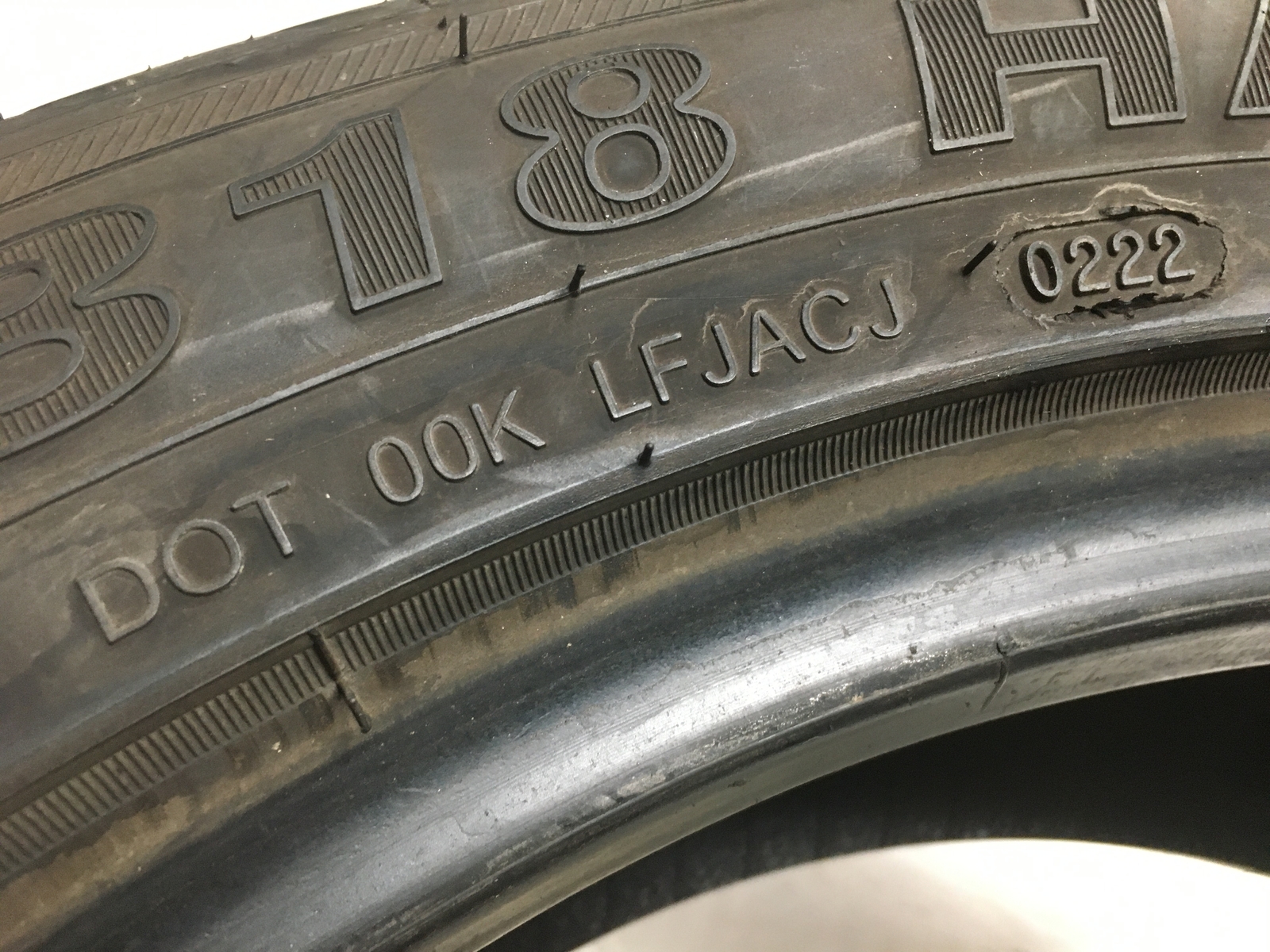 [1] Westlake SU318 H/T P225/55R19 225 55 19 Tire 9.5-9.75/32