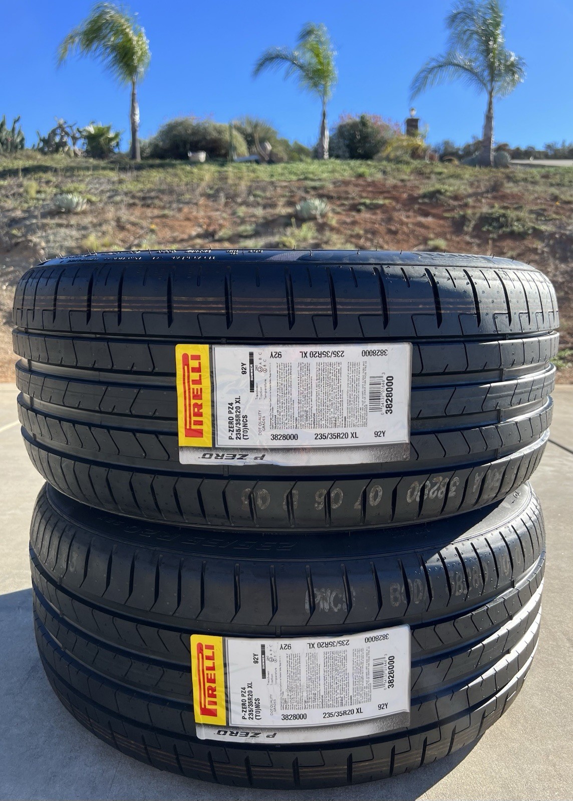 Set of TWO BRAND NEW 235/35R20 92Y Pirelli P Zero PZ4 T0 Tesla ELECT PNCS Tires