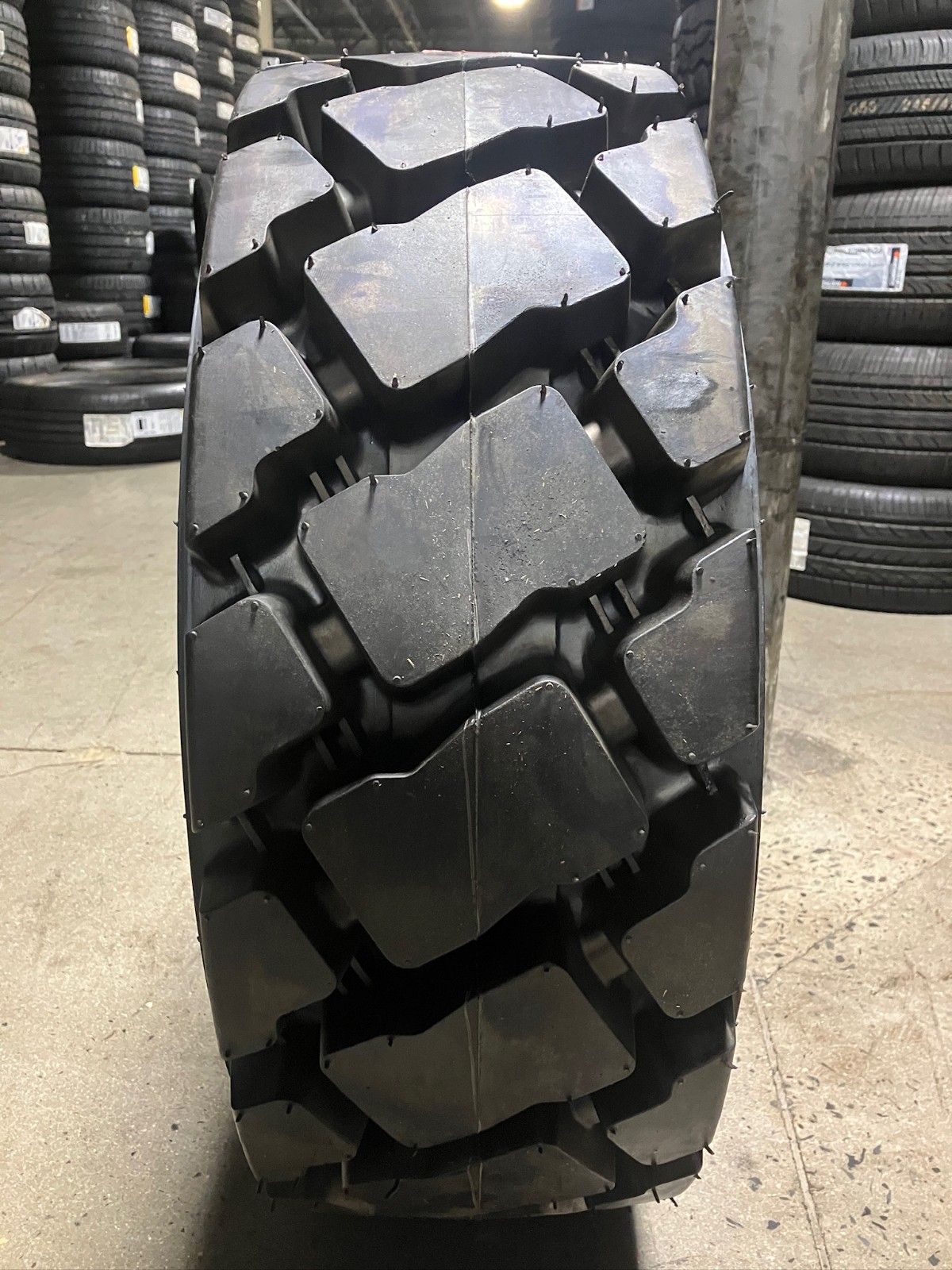 1 New 10 – 16.5 NHS 12 Ply Forerunner SKS-7 L4/L5 Skid Steer/Loader Tire
