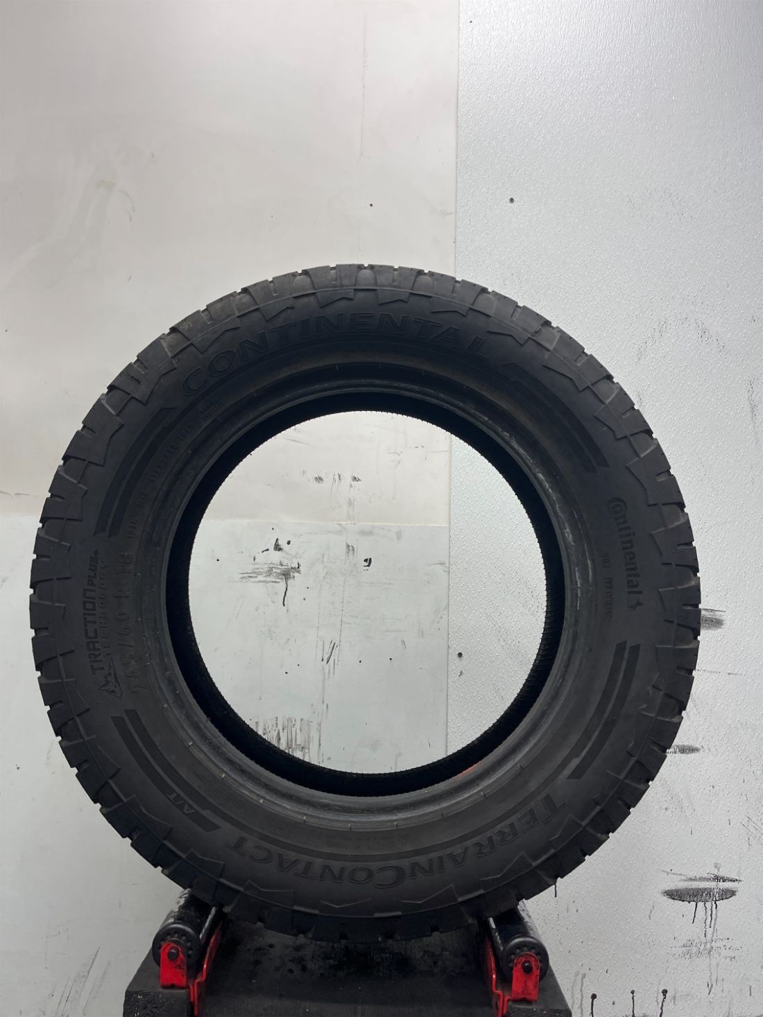 1 Used P245/60R18 Continental TerrainContact A/T 105 H – 9/32