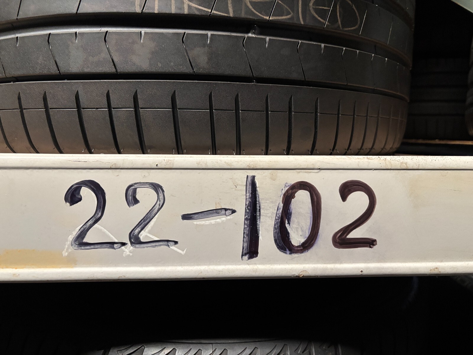 NO SHIPPING ONLY LOCAL PICK UP Set 4 Tires 275 40 21 Pirelli P Zero PZ4 Run Flat
