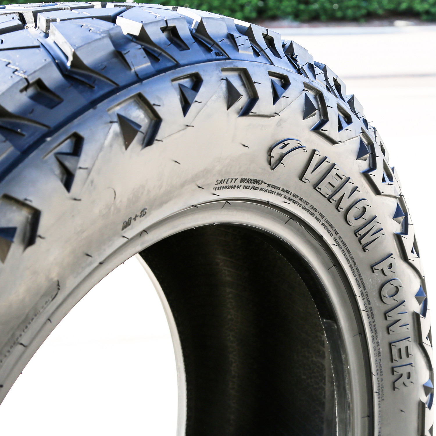 4 Venom Power Terra Hunter X/T LT 37X13.50R20 Load E 10 Ply Extreme Terrain Tire