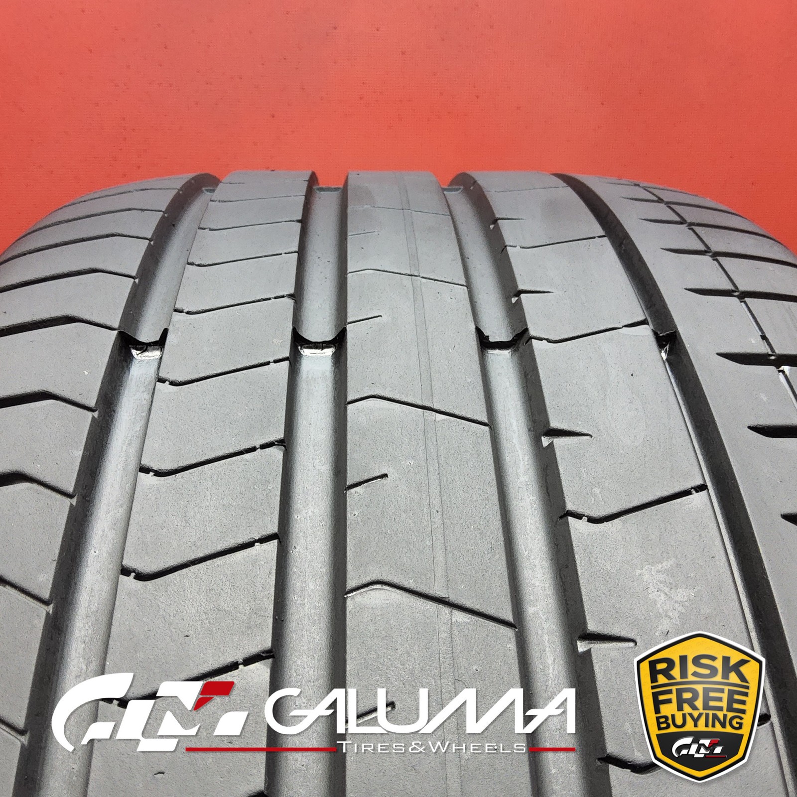 1 (One) Tire LikeNEW Pirelli P Zero PZ4 Run Flat MOE XL 255/35R19 No Patch 93558