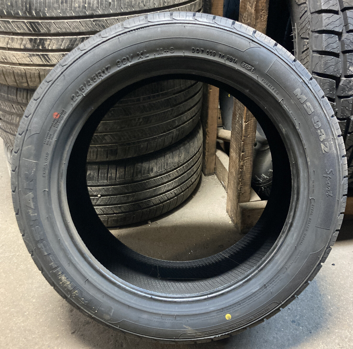 1 NEW Milestar MS932 Sport All Season Tire 245/45R17 99V XL