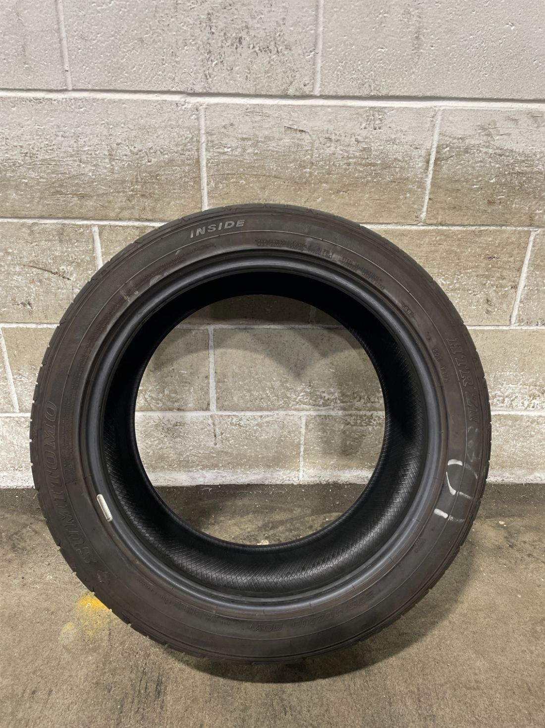 1x P275/40R18 Sumitomo HTR Z III 7/32 99 Y Used Tire 2754018