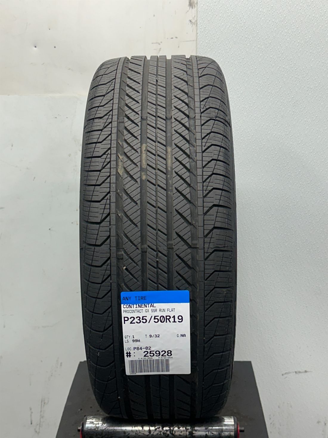 Used P235/50R19 Continental ProContact GX SSR Run Flat 99 H – 9/32