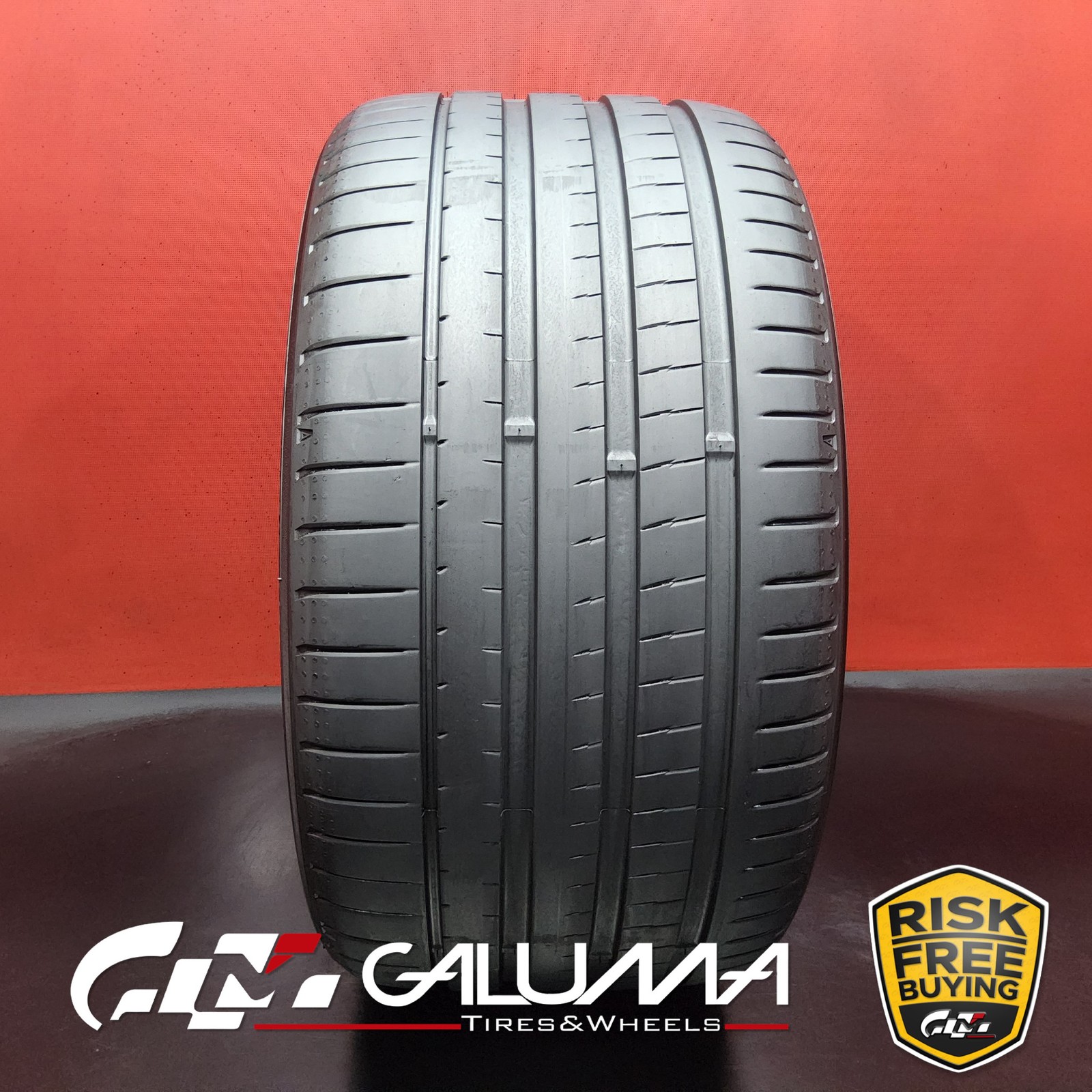 1 (One) Tire Yokohama Advan Sport V107 XL 295/30ZR20 295/30/20 No Patch #93350