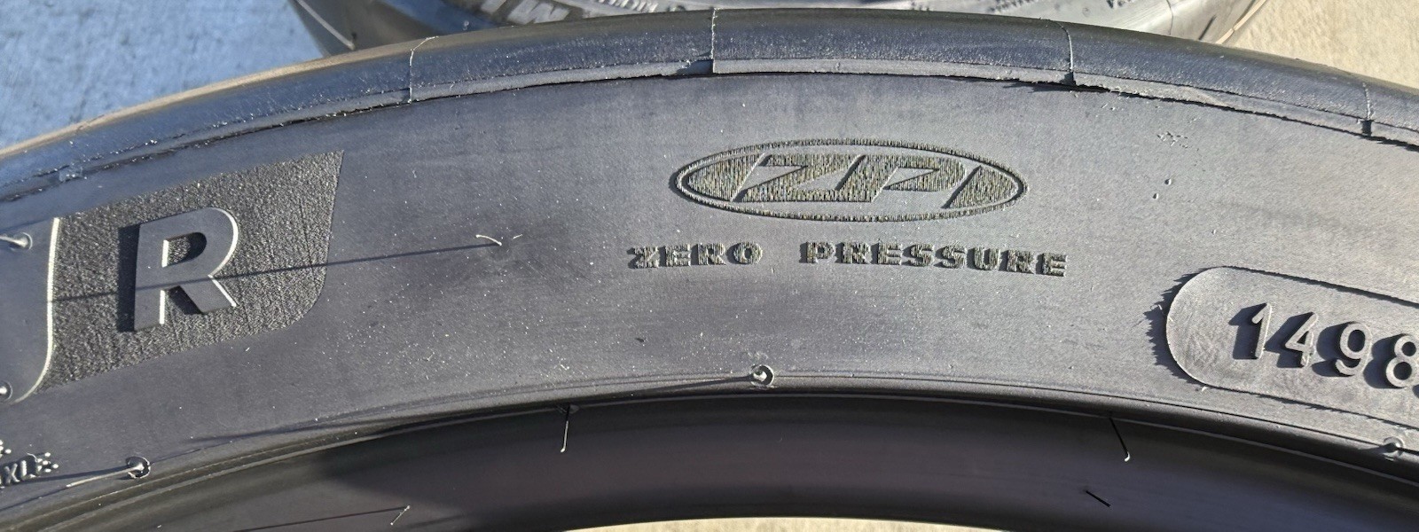 TWO BRAND NEW 345/25ZR21 (104Y) Michelin Pilot Sport Cup 2R ZP C8 Corvette Tires