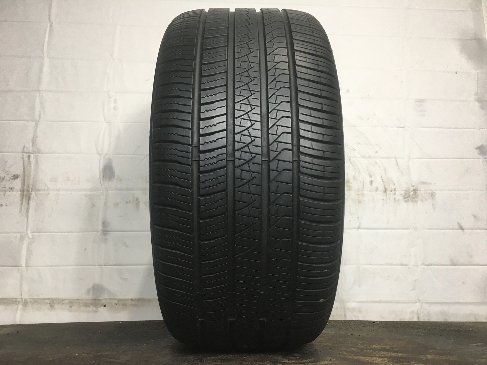 [1] Pirelli Scorpion Zero All Season P315/40R21 315 40 21 Tire 8.0-9.0/32