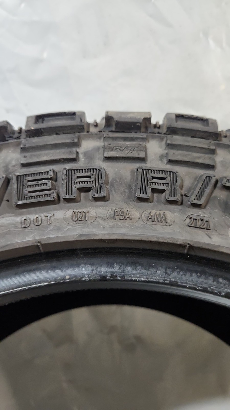 Set of 4 – 275/55R20 Kenda Klever R/T – Used Tires