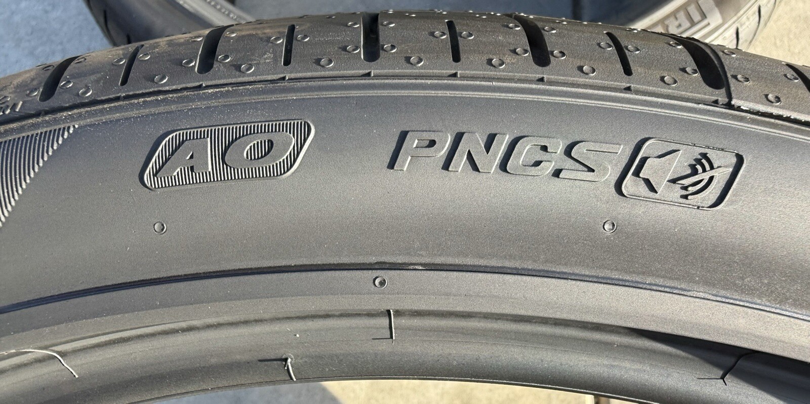 SET of TWO BRAND NEW 275/35ZR21 (103Y) Pirelli P Zero PZ4 Sport PNCS Foam Tires