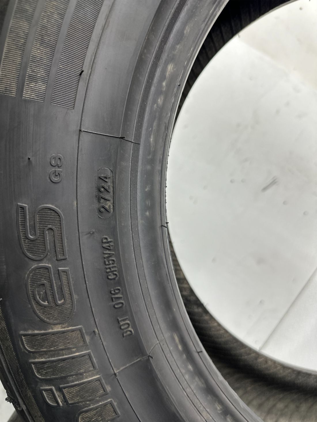 Used P245/60R18 Achilles Desert Hawk HT3 105 T – 10/32