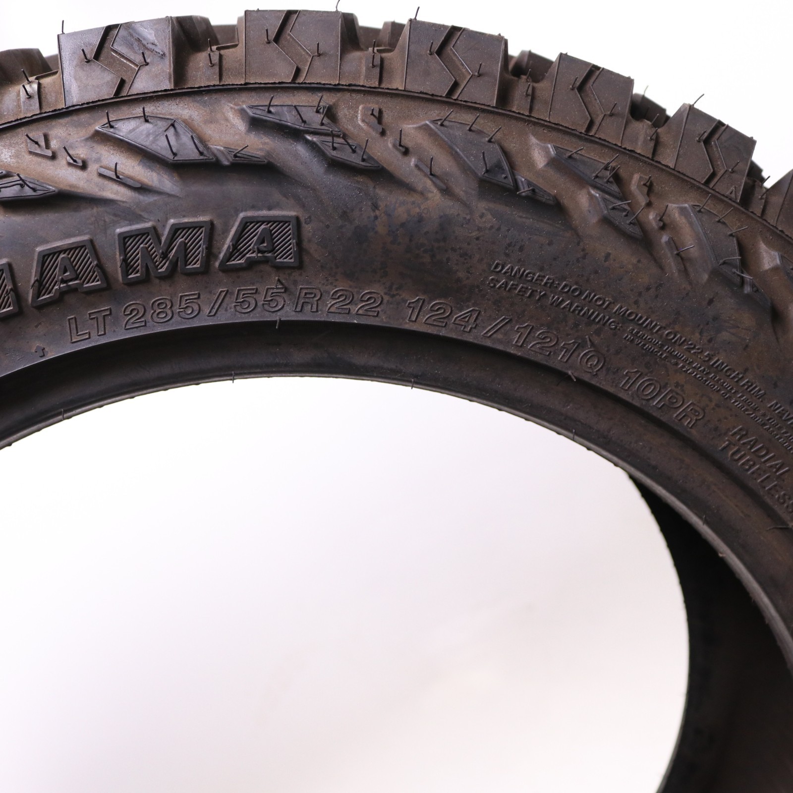 Set of 4 New LT 285/55R22 Yokohama Geolandar M/T G003 – 124/121Q – 19/32