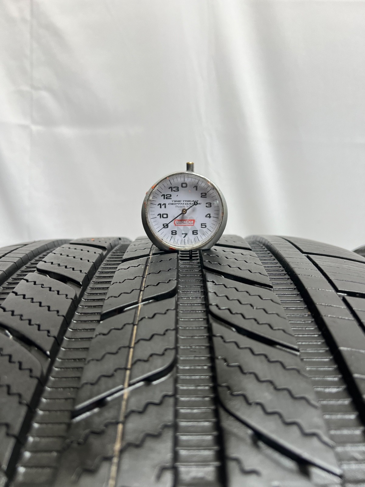 2 – TAKEOFF 315/40R21 XL (115V) Bridgestone Alenza Sport AS Enliten (NC0) – 7104