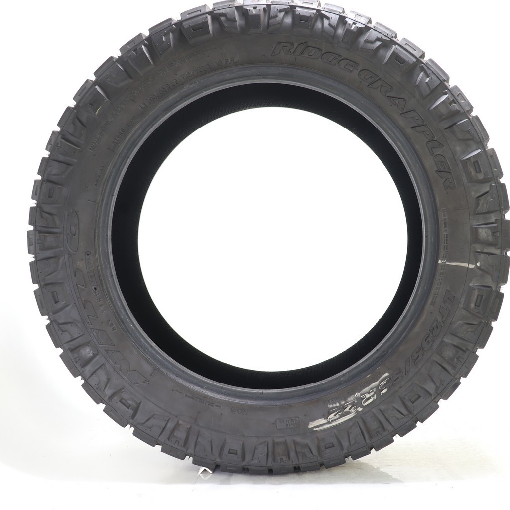 Used LT 295/55R22 Nitto Ridge Grappler 125/122Q – 15/32