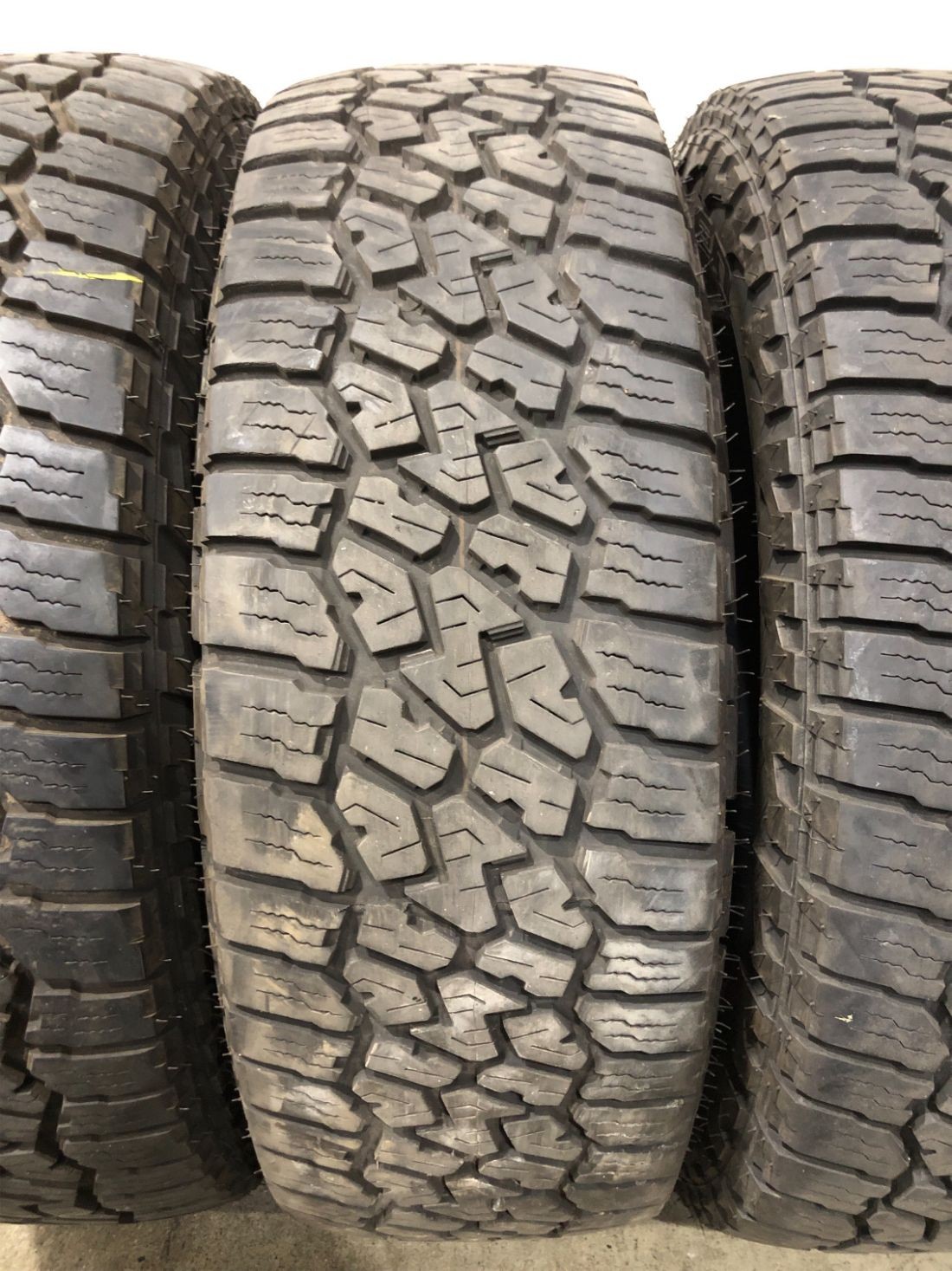 4x P215/65R17 Falken Wildpeak A/T AT3W 11/32 99 T Used Tires 2156517