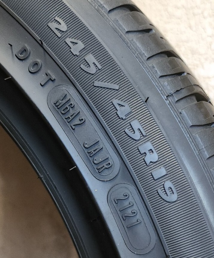 245/45R19 98W Goodyear Eagle Touring 9.5/32 DOT 2121 2454519